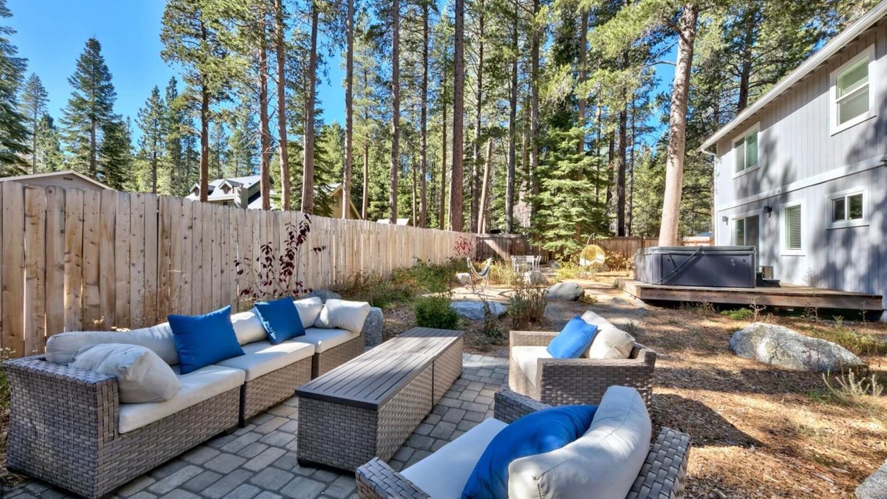 Photo of Patio Balcony in North Upper Truckee