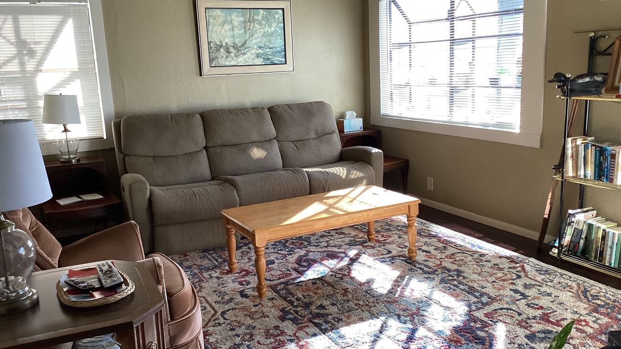 Photo of Livingroom in Wilbur Springs