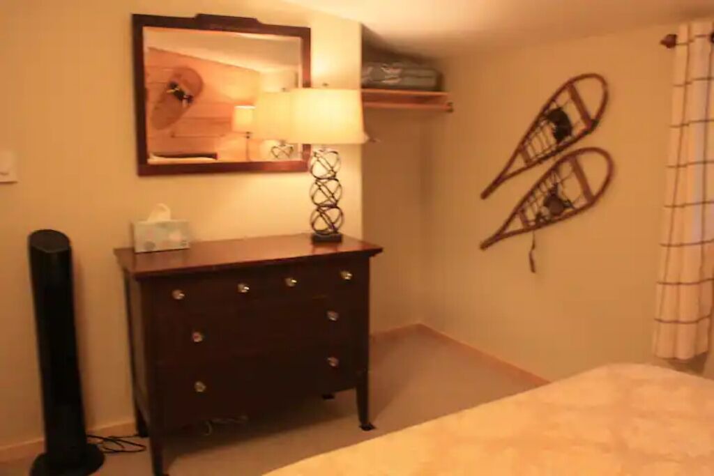 Photo of Bedroom in Champion