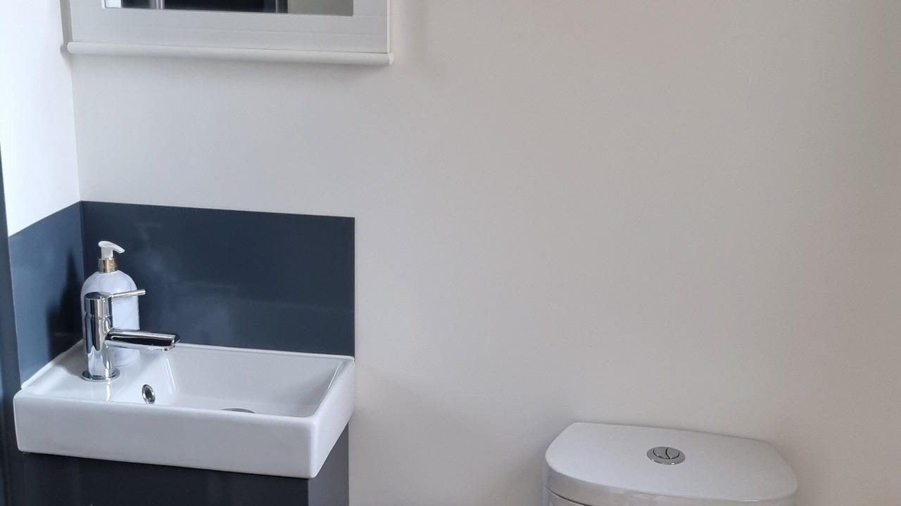 Photo of Bathroom in Bobbing