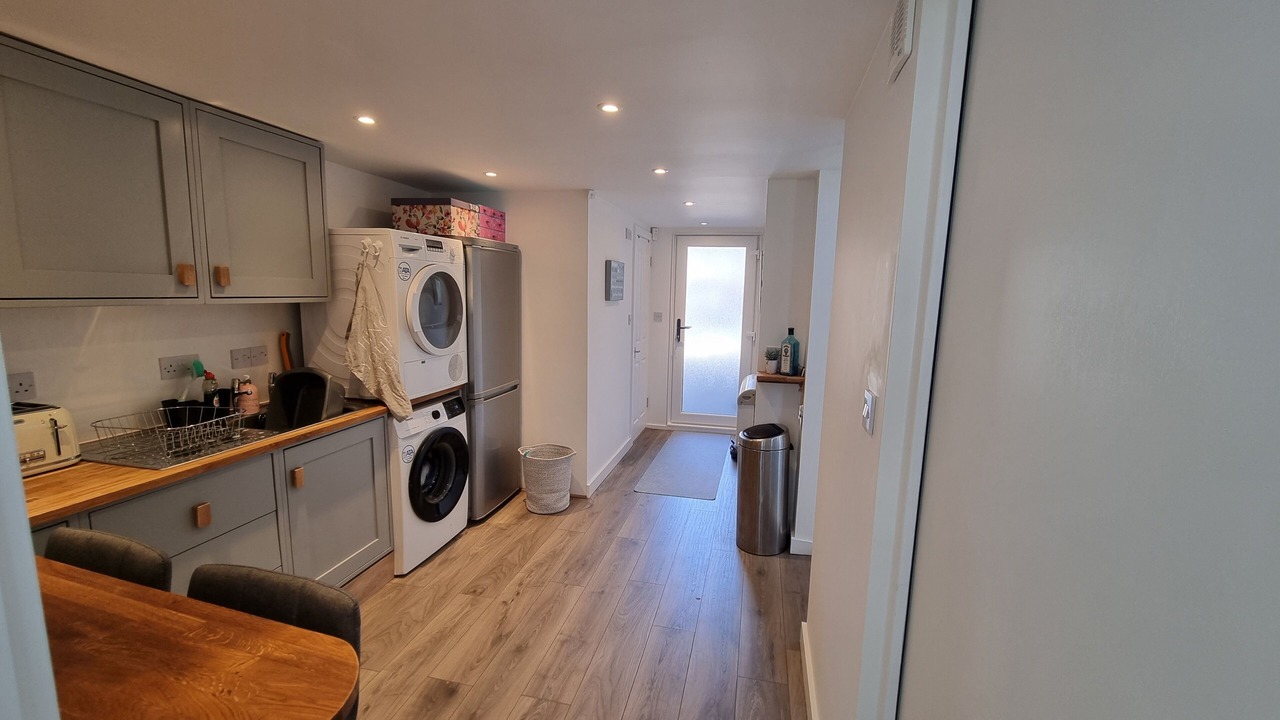 Photo of Others in Bobbing