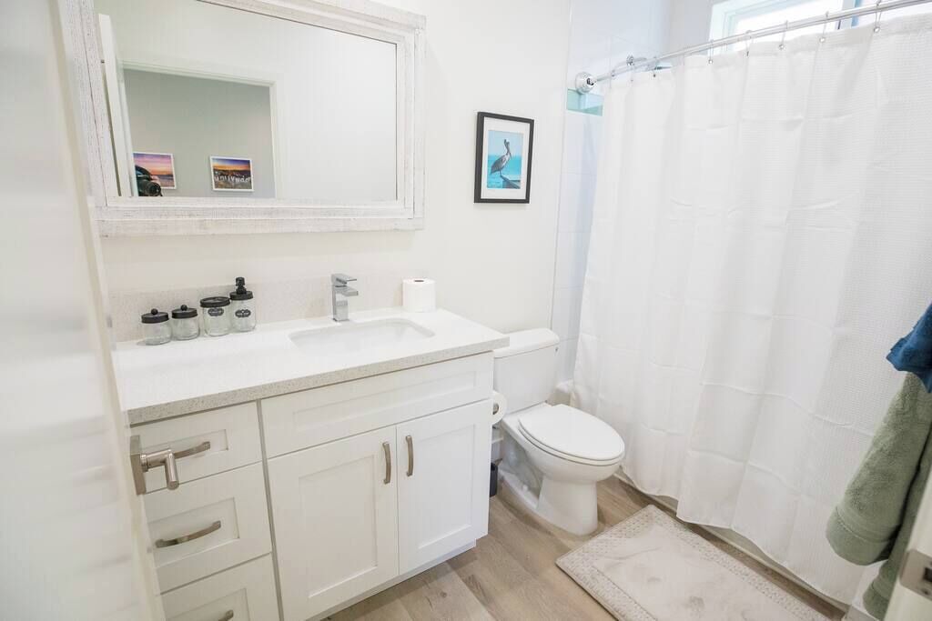 Photo of Bathroom in Los Angeles