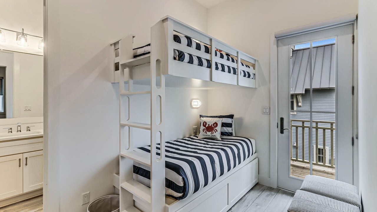 Photo of Bedroom in Cinnamon Shore