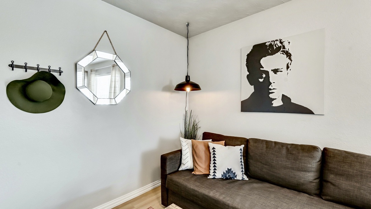 Photo of Livingroom in Old East Dallas