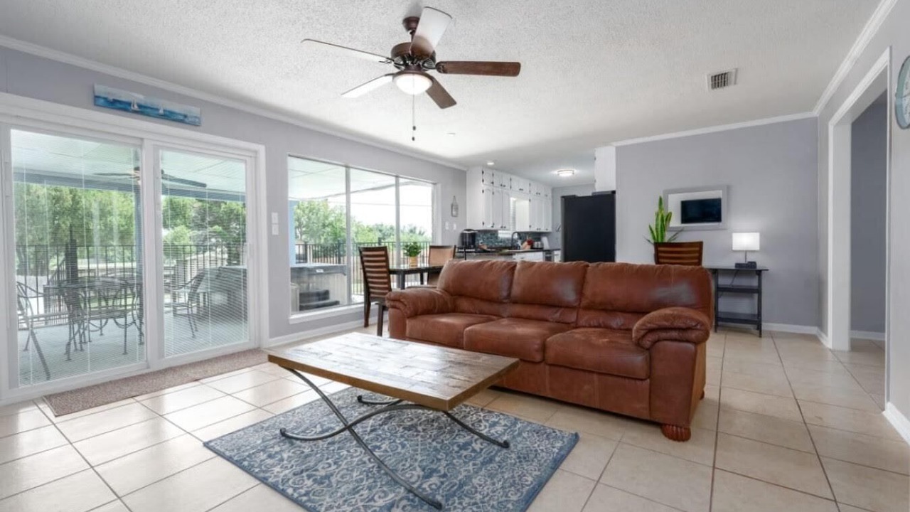Photo of Livingroom in Killeen