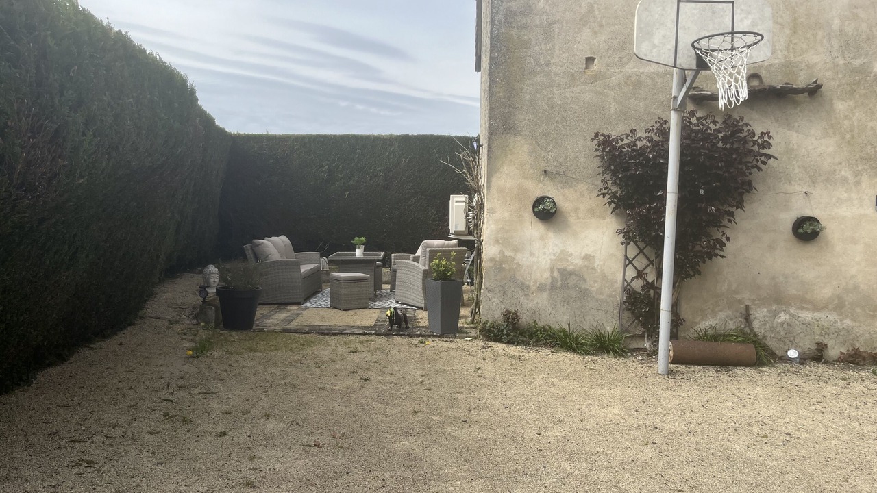 Photo of Patio Balcony in Noyant-de-Touraine