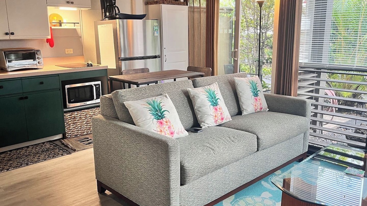 Photo of Livingroom in Punaluu