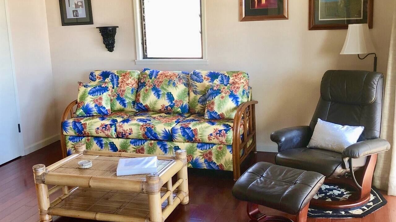 Photo of Livingroom in Punaluu