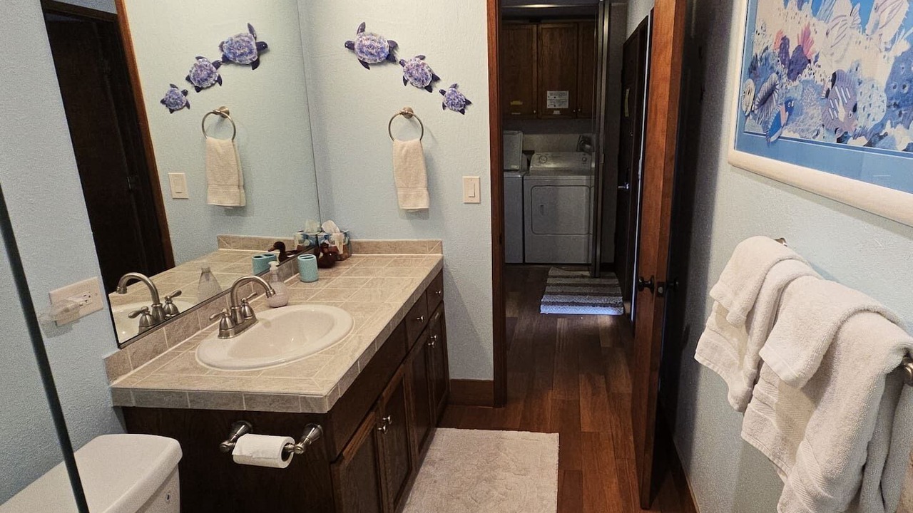 Photo of Bathroom in Punaluu