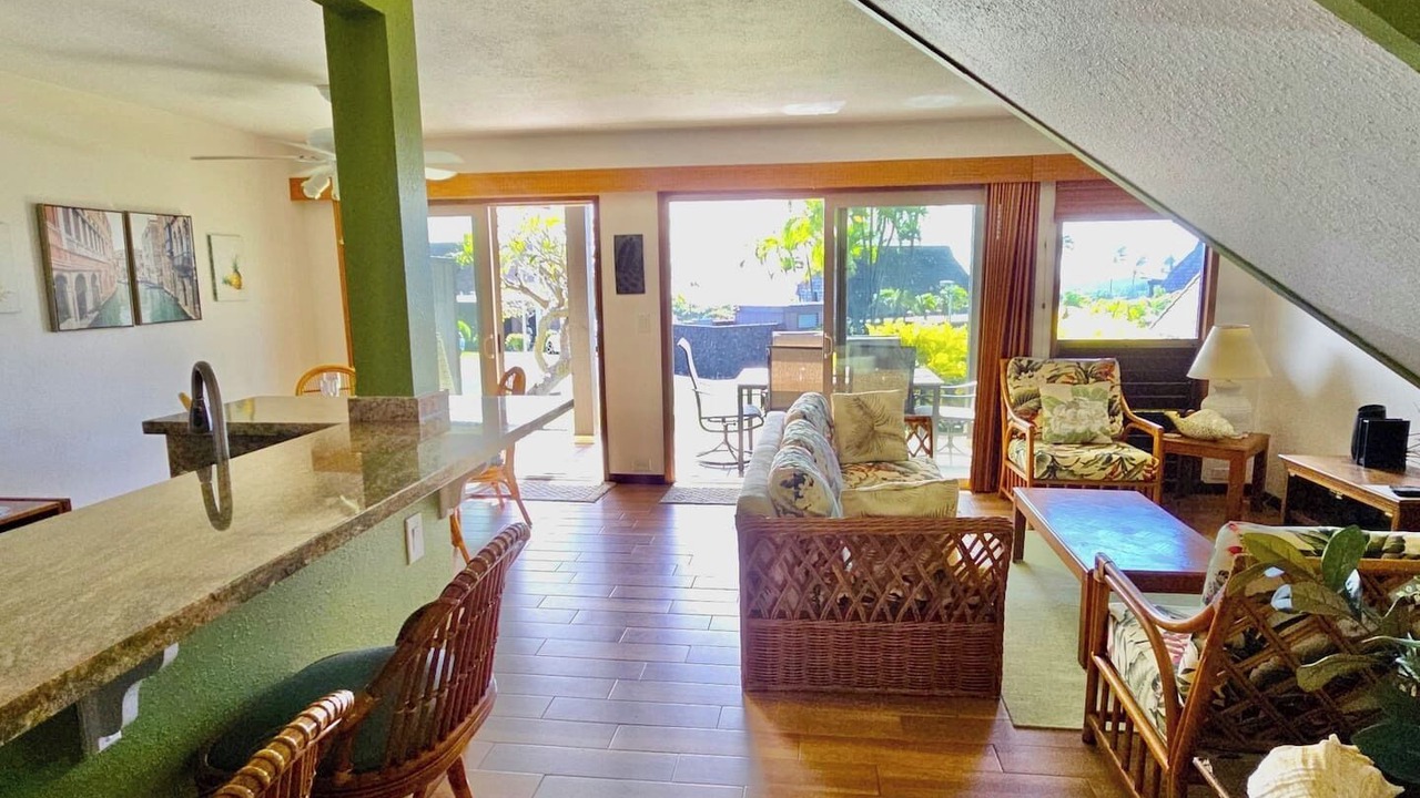 Photo of Livingroom in Punaluu