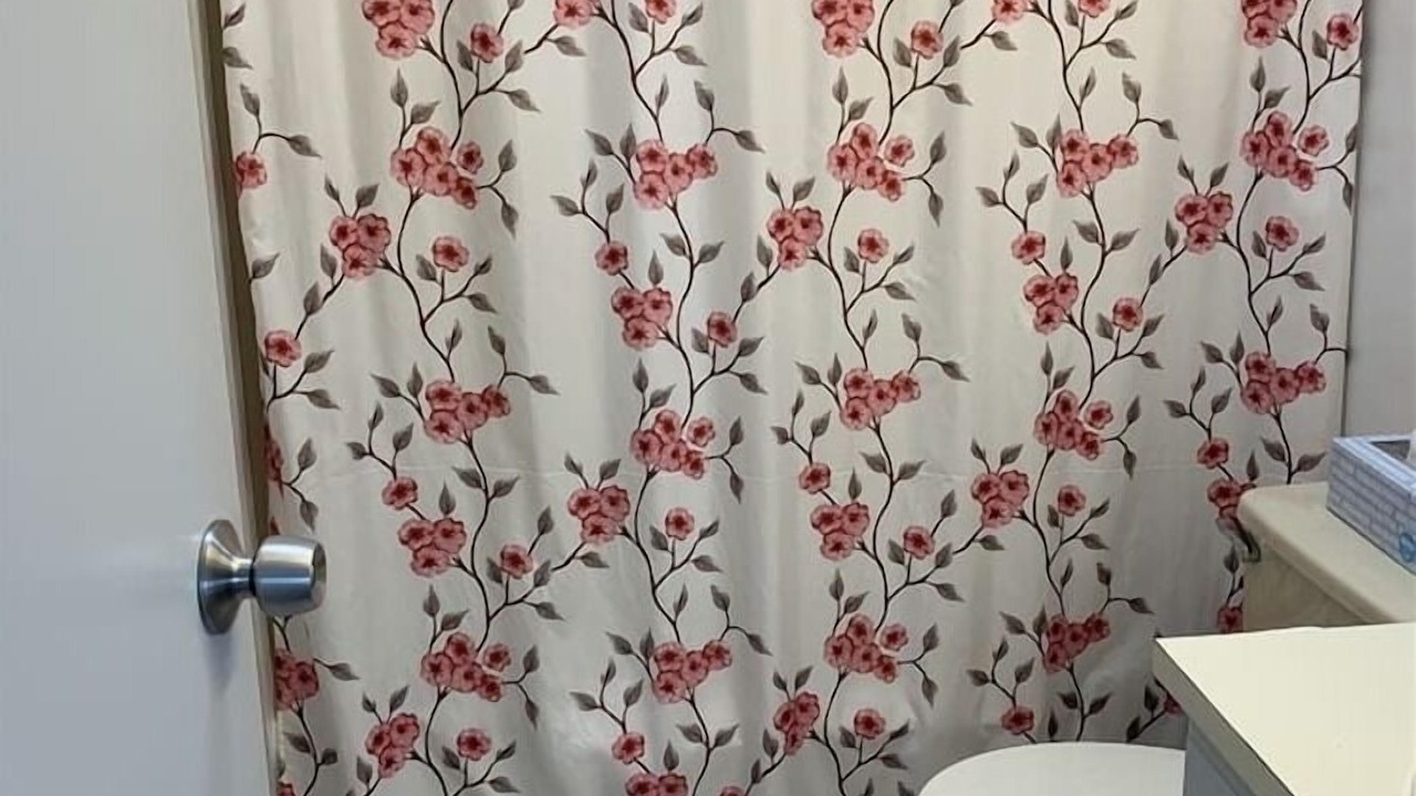 Photo of Bathroom in Discovery Harbour