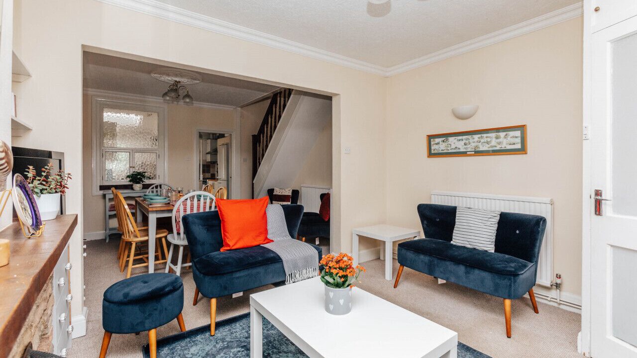 Photo of Livingroom in Henley