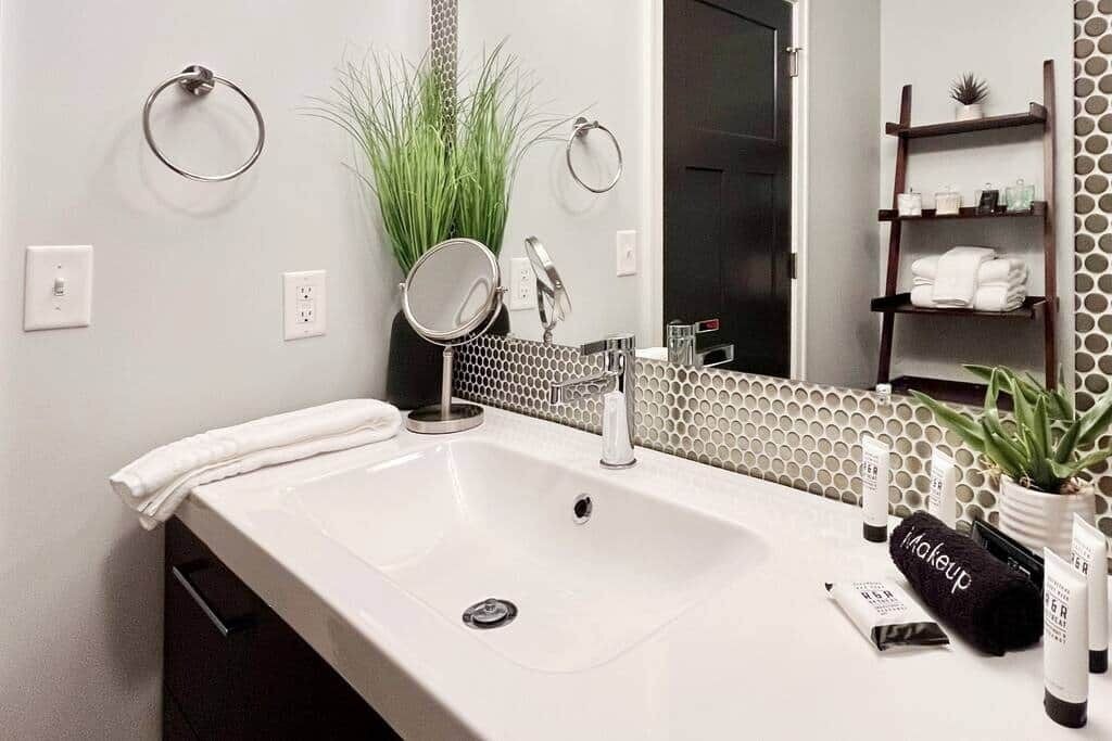 Photo of Bathroom in Lansing