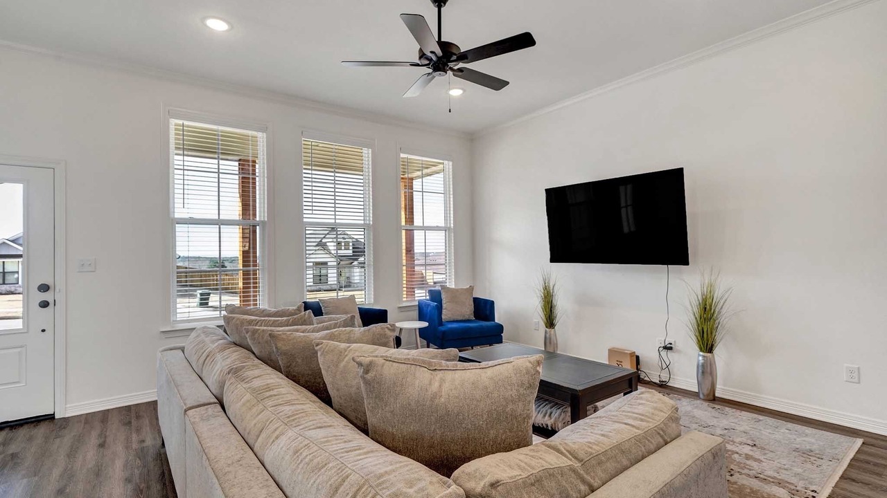 Photo of Livingroom in Tyler