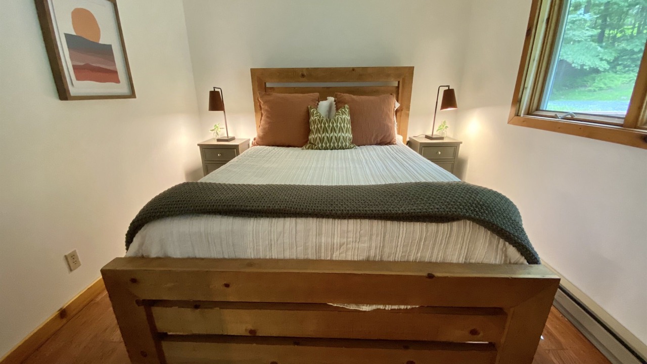 Photo of Bedroom in Old Timberline