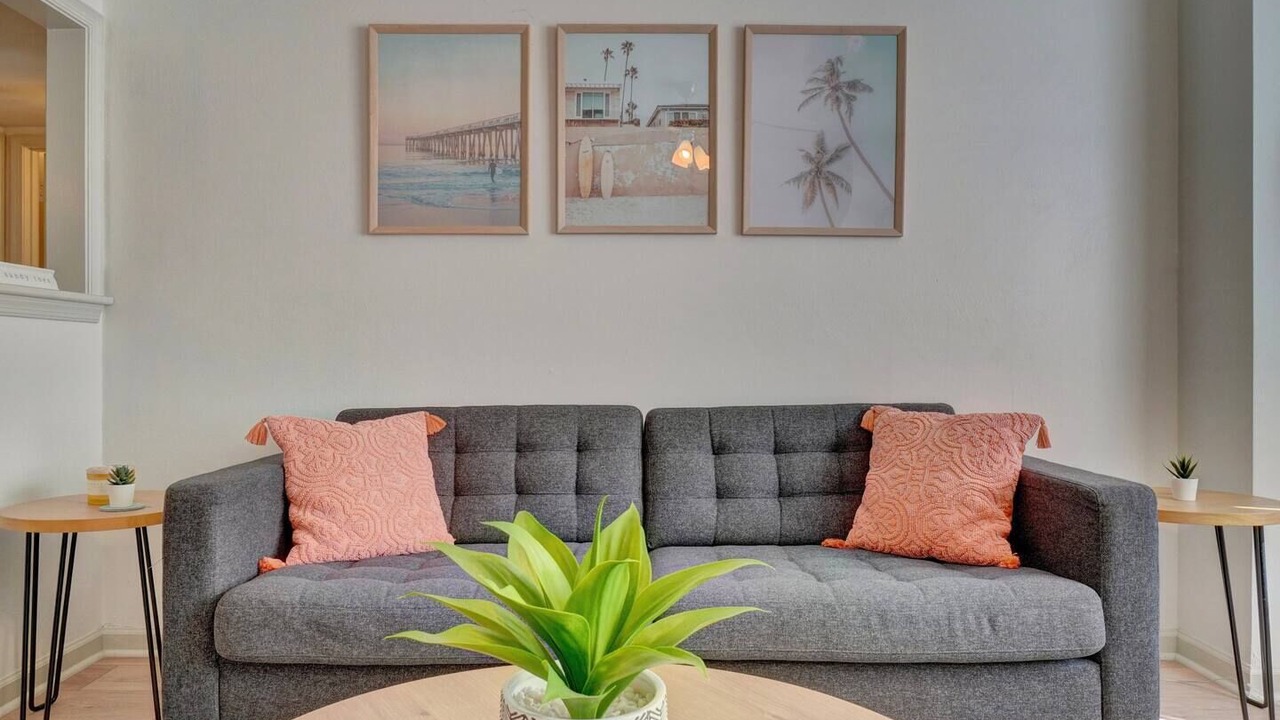 Photo of Livingroom in East Ocean View