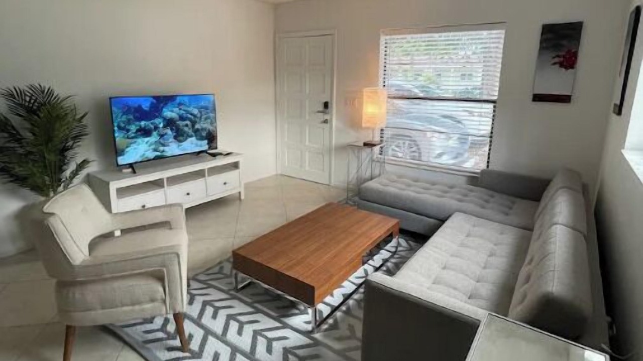 Photo of Bedroom in Imperial Point