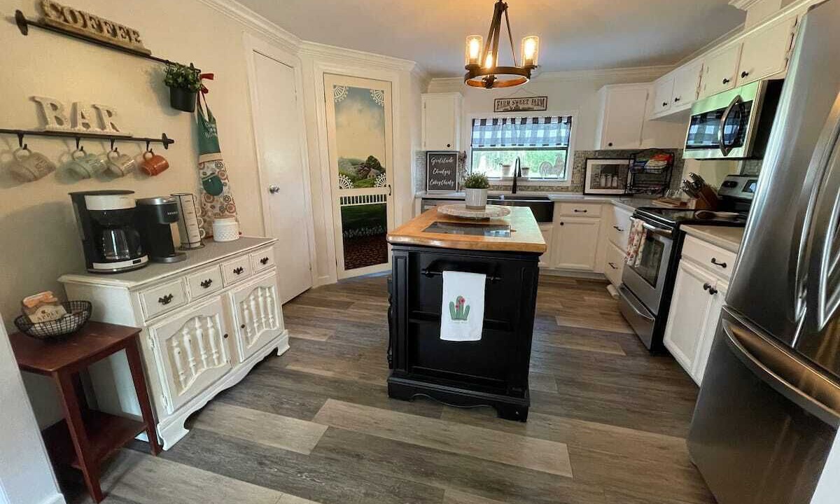 Photo of Kitchen in High Springs