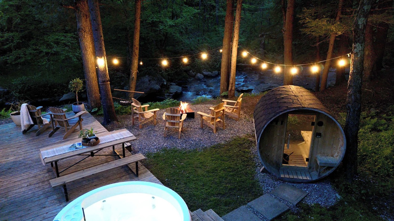 Photo of Patio Balcony in Potton