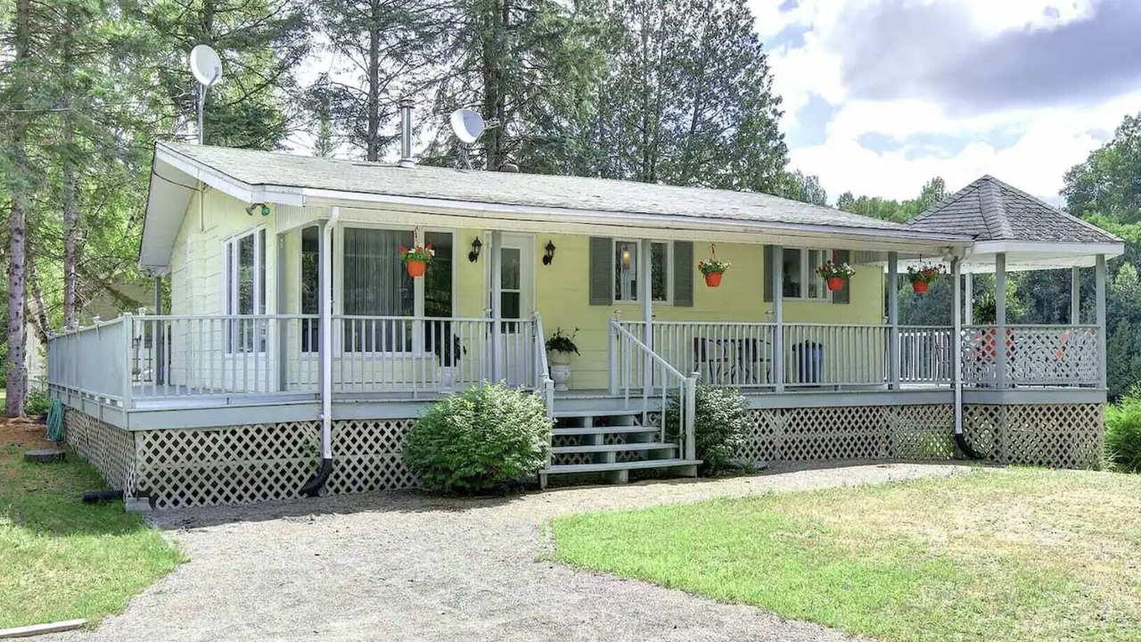 Photo of Outdoor in Amherst