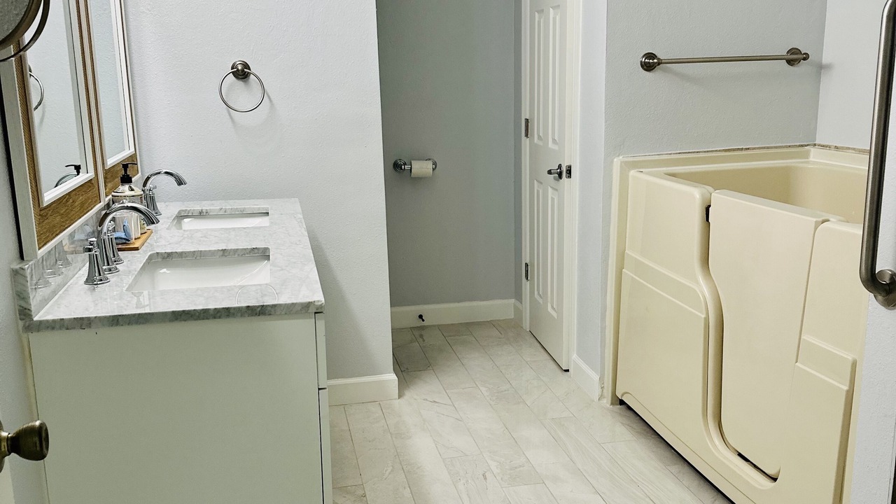 Photo of Bathroom in Fort Myers