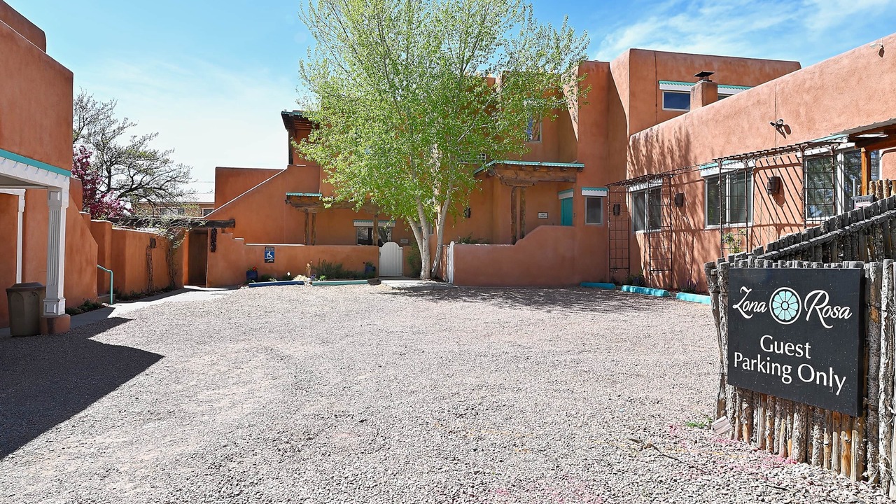 Photo of Others in Downtown Santa Fe