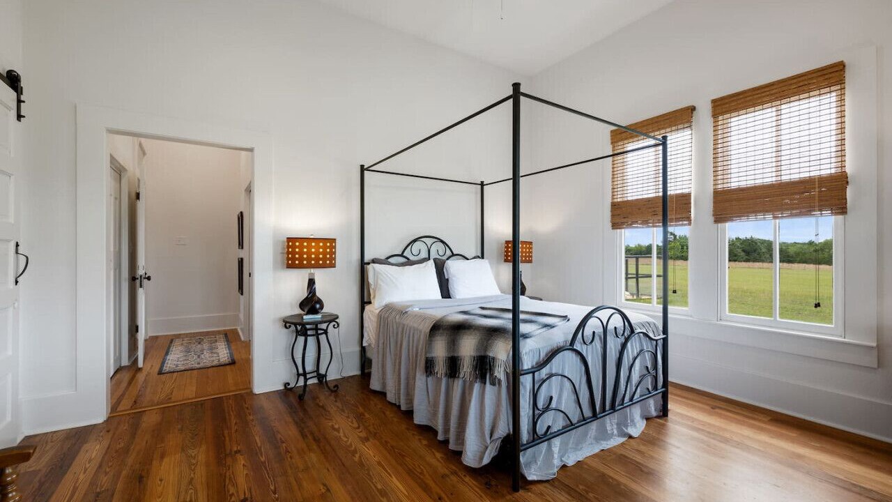 Photo of Bedroom in Brenham