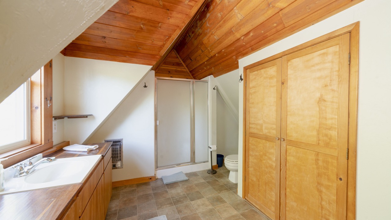 Photo of Bathroom in Nevada City