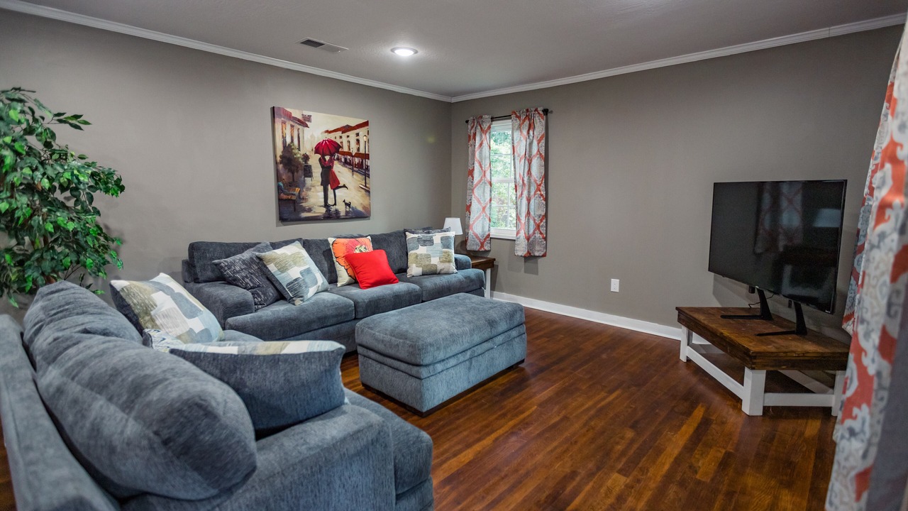 Photo of Livingroom in Hattiesburg