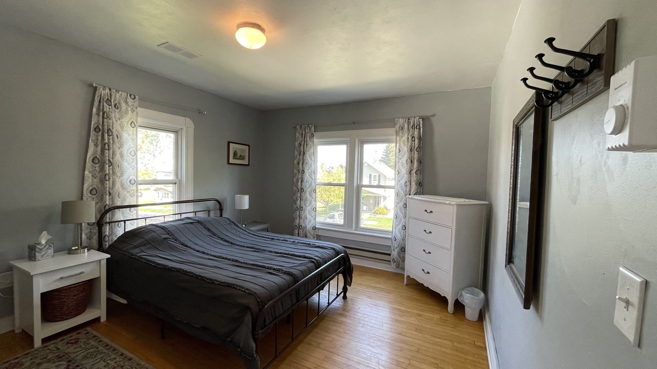 Photo of Bedroom in Ashland