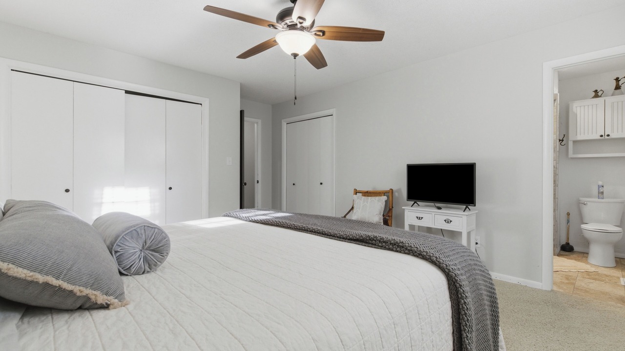 Photo of Bedroom in Paradise Hill