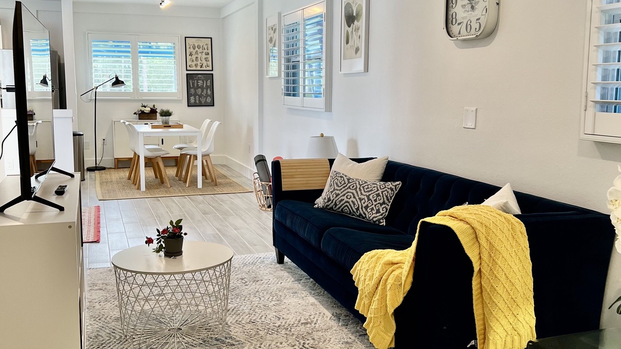 Photo of Livingroom in Oakes Estates