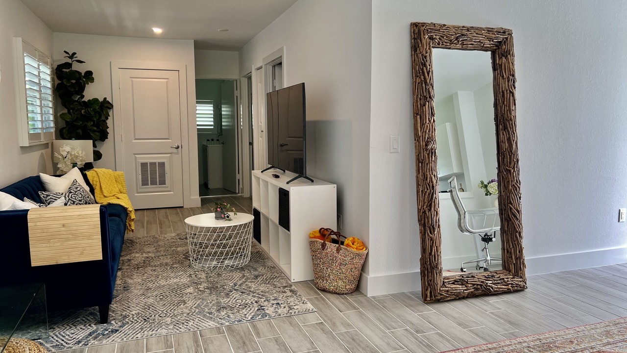 Photo of Livingroom in Oakes Estates