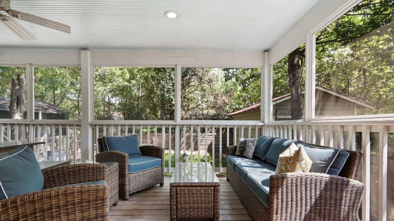 Photo of Outdoor in Brentwood