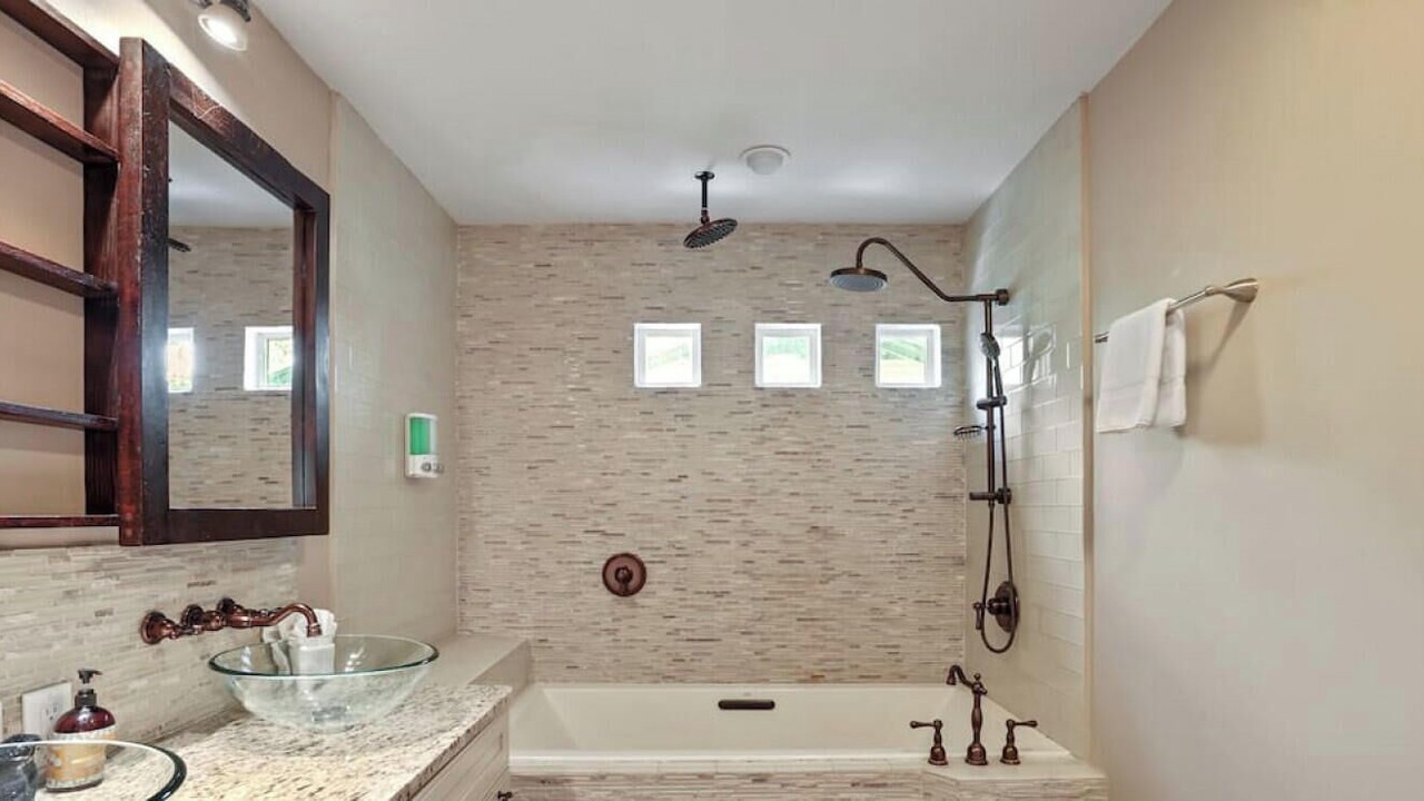 Photo of Bathroom in Brentwood
