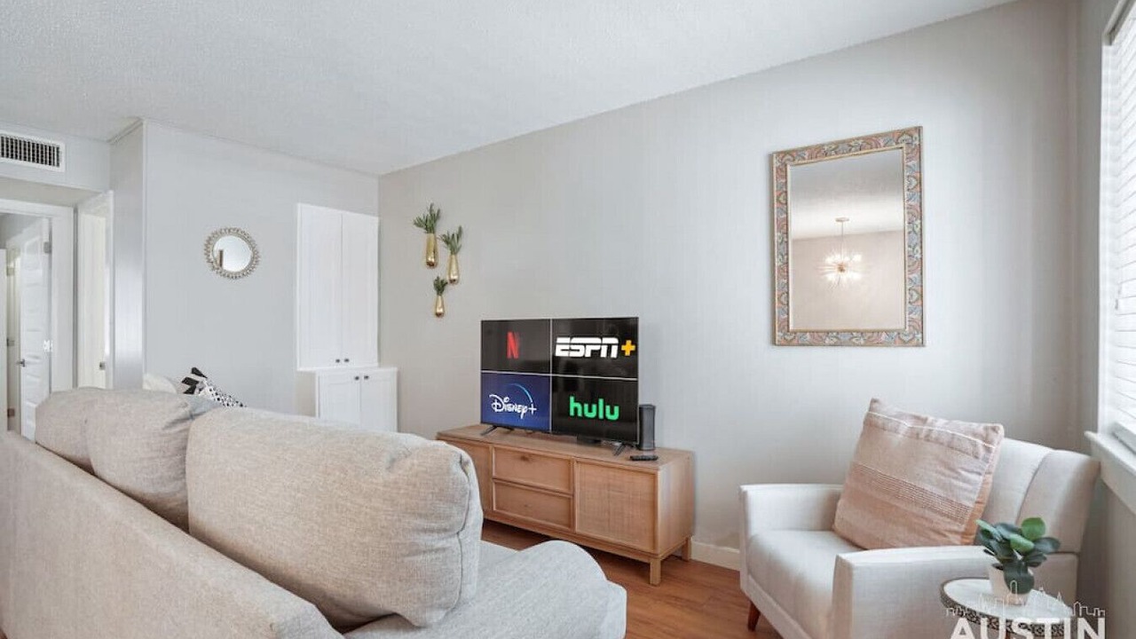 Photo of Bedroom in Hyde Park