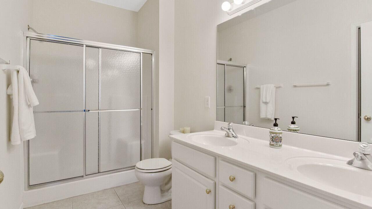 Photo of Bathroom in Camdenton