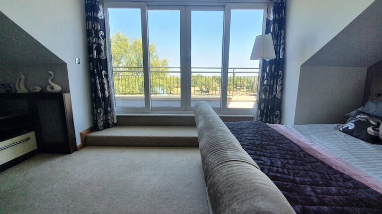 Photo of Bedroom in Caldecotte