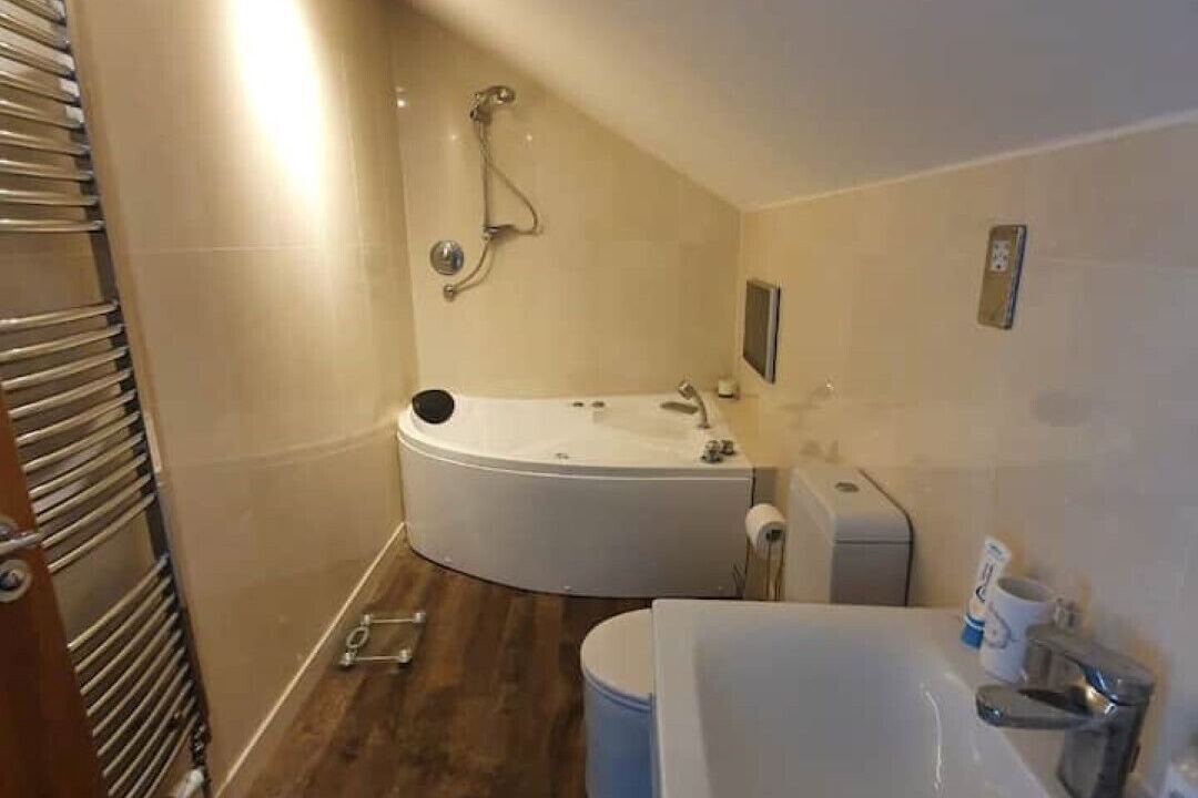 Photo of Bathroom in Caldecotte