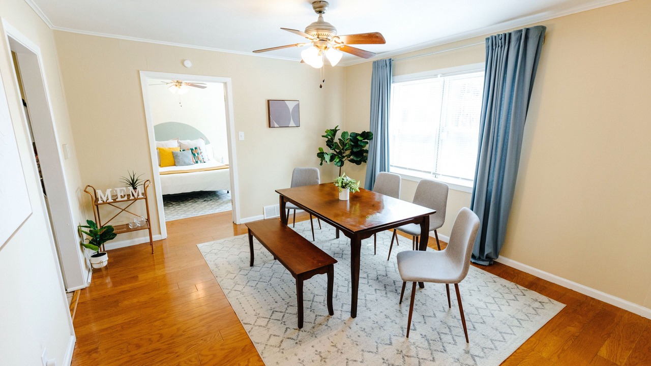 Photo of Bedroom in Midtown