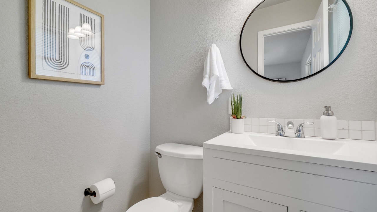 Photo of Bathroom in Park Central