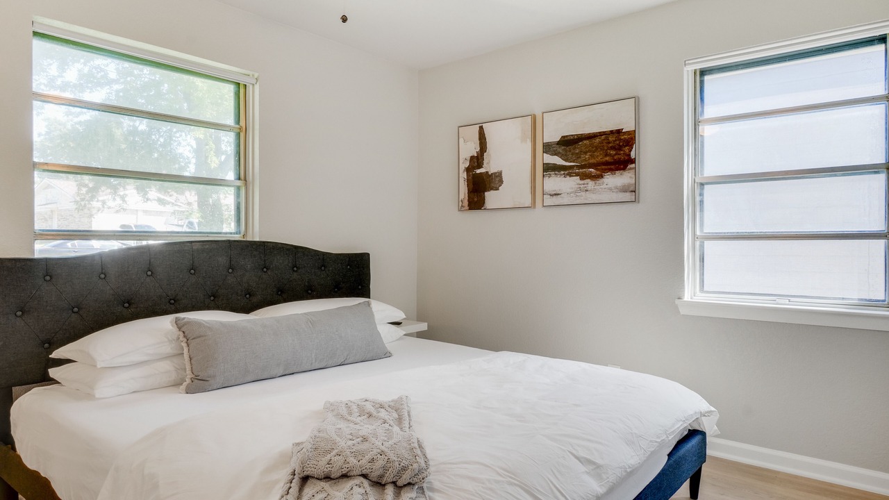 Photo of Bedroom in Park Central