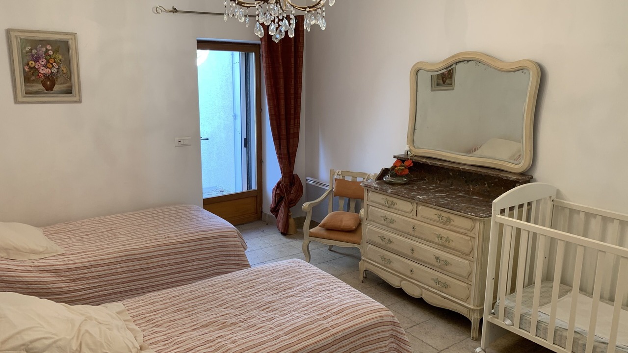 Photo of Bedroom in Villelaure