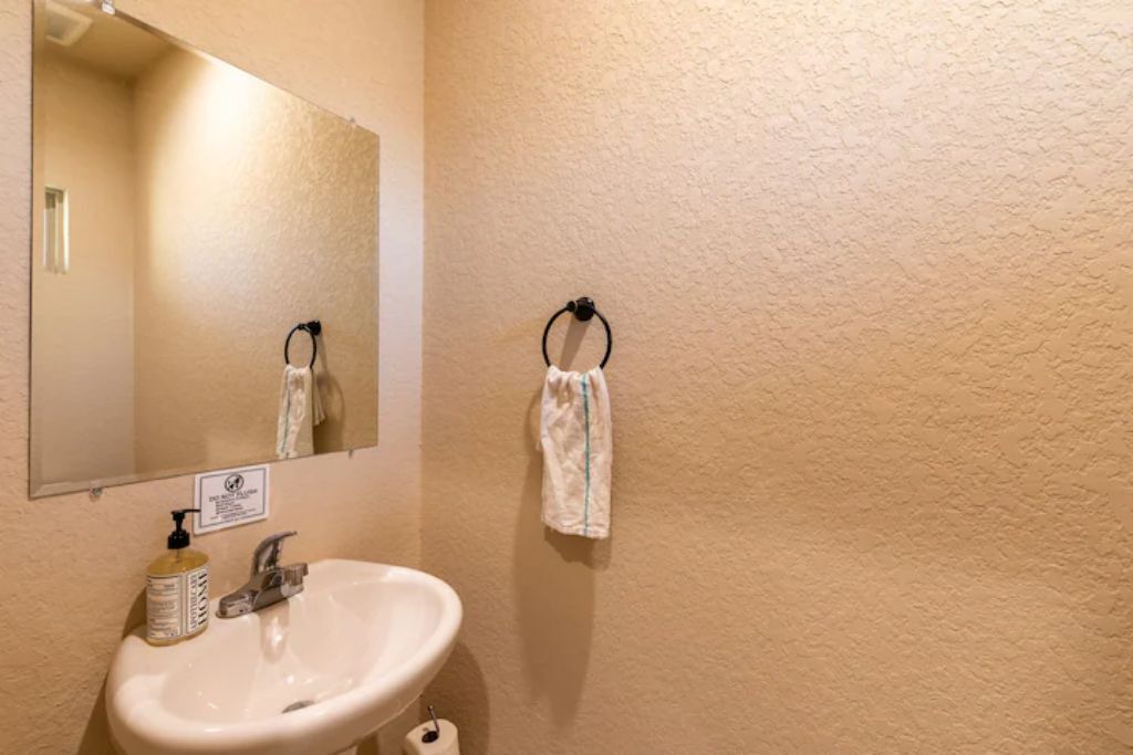 Photo of Bathroom in Live Oak