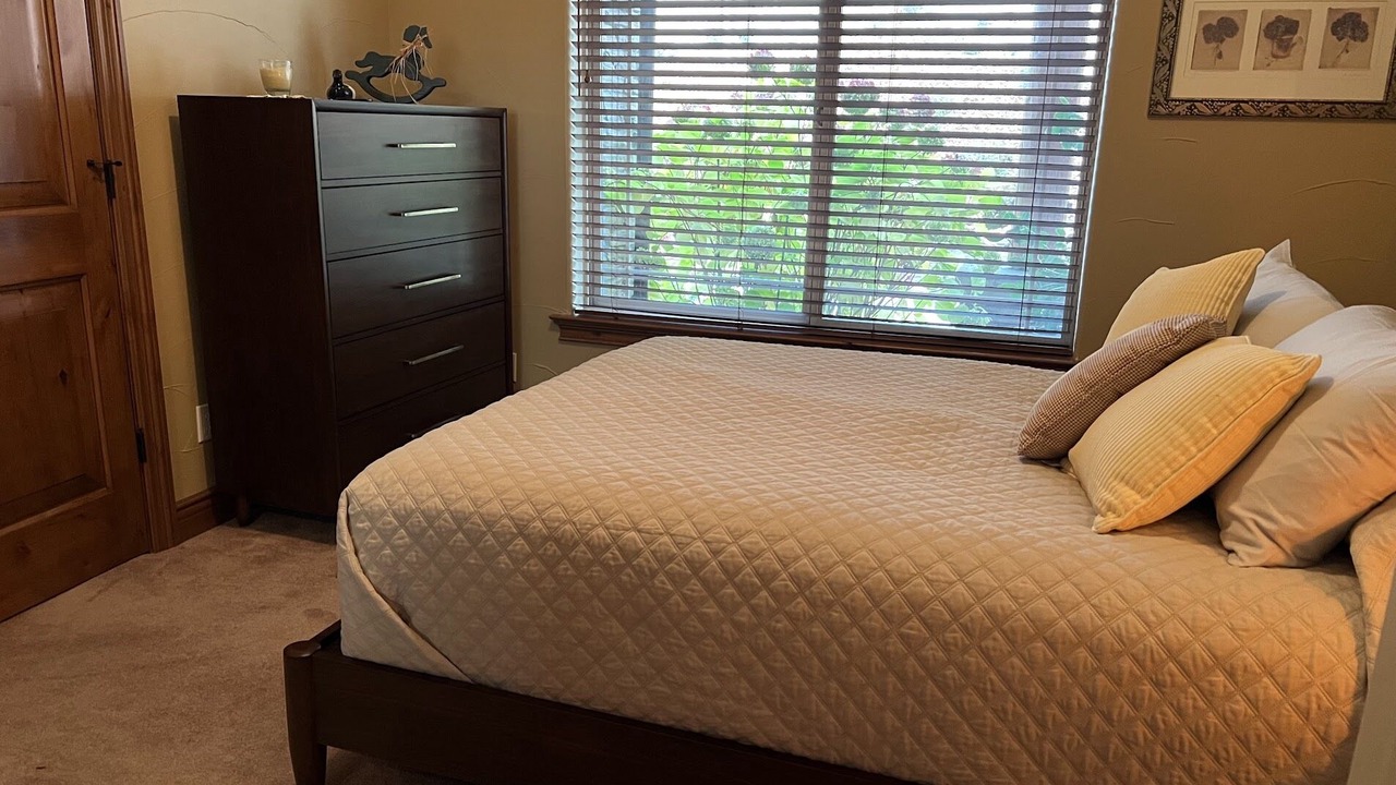 Photo of Bedroom in Forest Meadows
