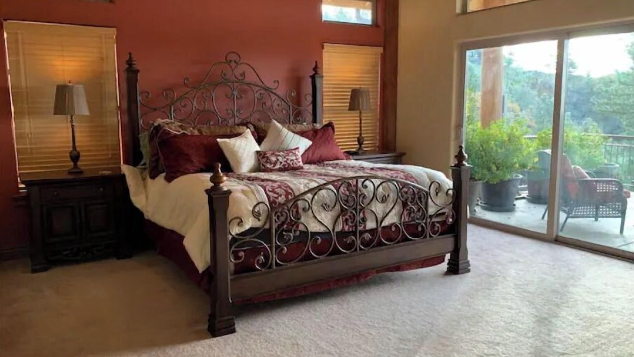 Photo of Livingroom in Forest Meadows