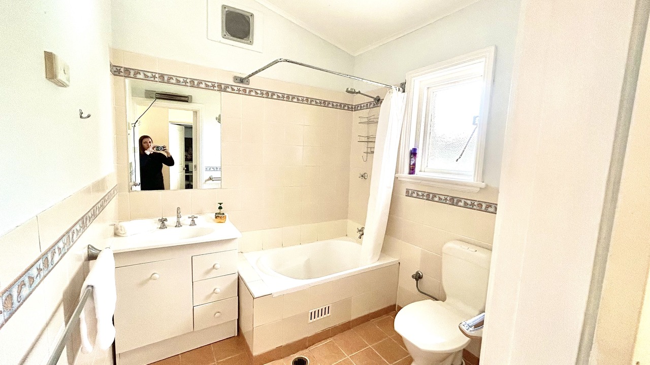 Photo of Bathroom in Lithgow