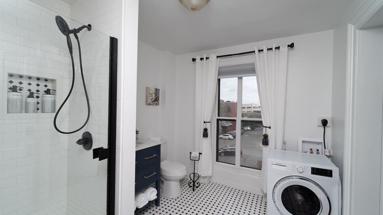 Photo of Bathroom in Troy
