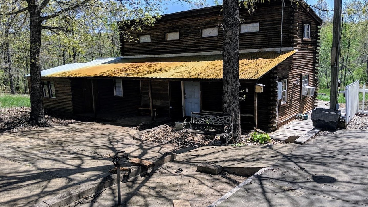 Photo of Outdoor in Mammoth Spring