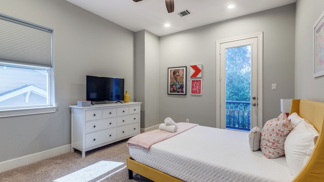 Photo of Bedroom in Greater East End